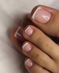 Pedicura Gelish.